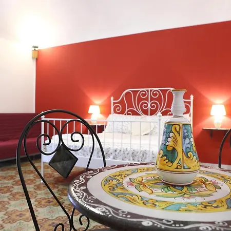 Maia House Bed & Breakfast *