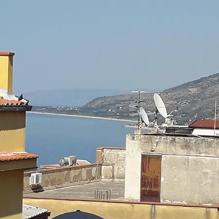 Maia House Bed & Breakfast Santo Stefano di Camastra