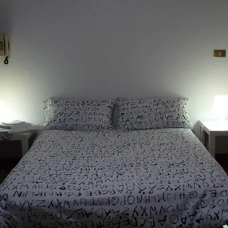 Bed & Breakfast Maia House