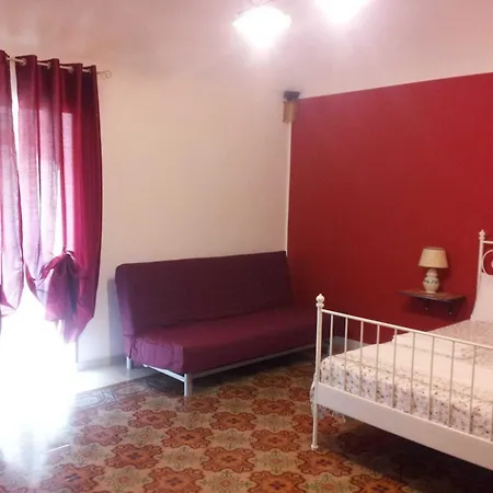 Maia House Santo Stefano di Camastra